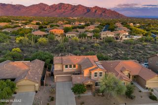 12252 N Wind Runner Parkway, Marana, AZ 85658