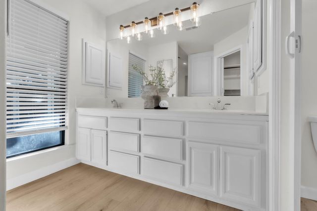 2640 Albany Ave, Davis, CA 95618