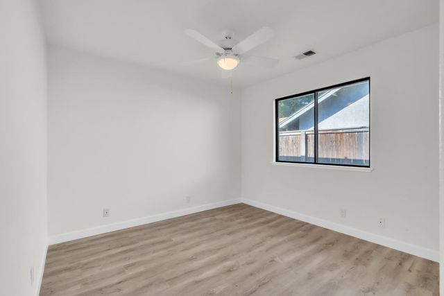 2640 Albany Ave, Davis, CA 95618