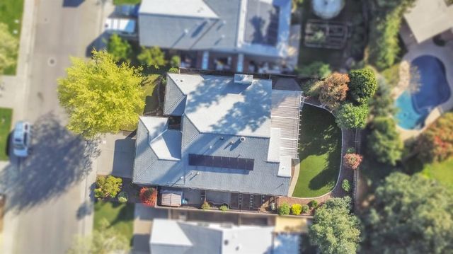 2640 Albany Ave, Davis, CA 95618