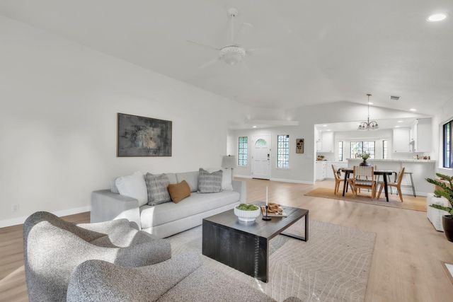 2640 Albany Ave, Davis, CA 95618