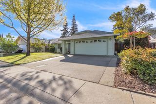 2640 Albany Ave, Davis, CA 95618