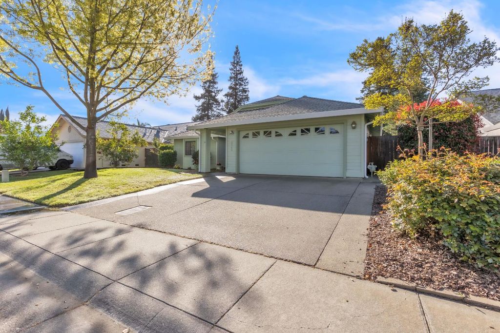 2640 Albany Ave, Davis, CA 95618