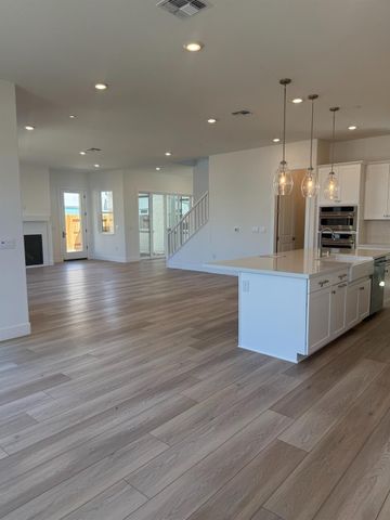 5016 Envy St, Roseville, CA 95747