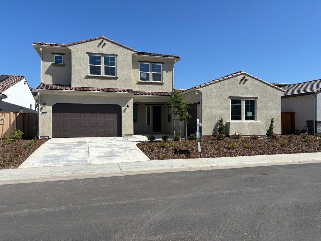 5016 Envy St, Roseville, CA 95747