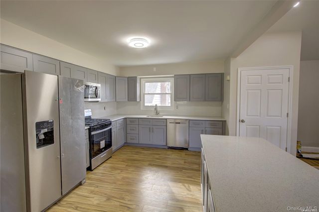 207 Catherine Avenue, Franklin Square, NY 11010