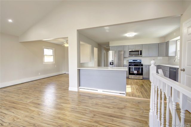 207 Catherine Avenue, Franklin Square, NY 11010