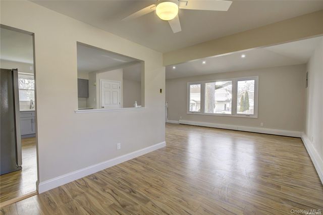 207 Catherine Avenue, Franklin Square, NY 11010