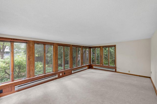 1937 Autumn Street, Falcon Heights, MN 55113
