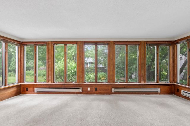 1937 Autumn Street, Falcon Heights, MN 55113