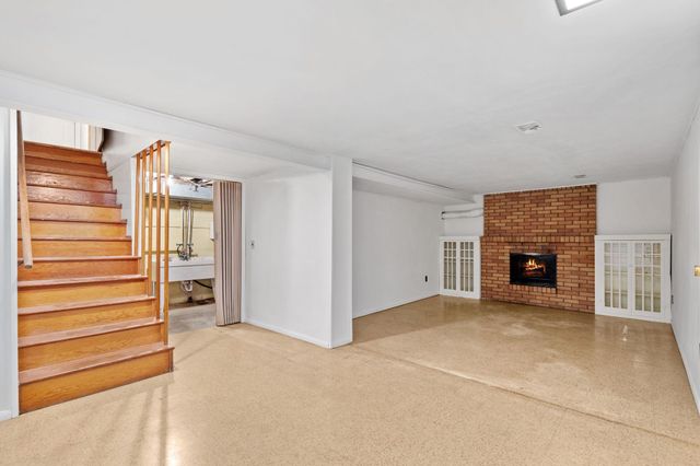 1937 Autumn Street, Falcon Heights, MN 55113