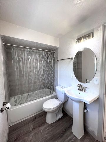 1240 15TH STREET N, St Petersburg, FL 33705