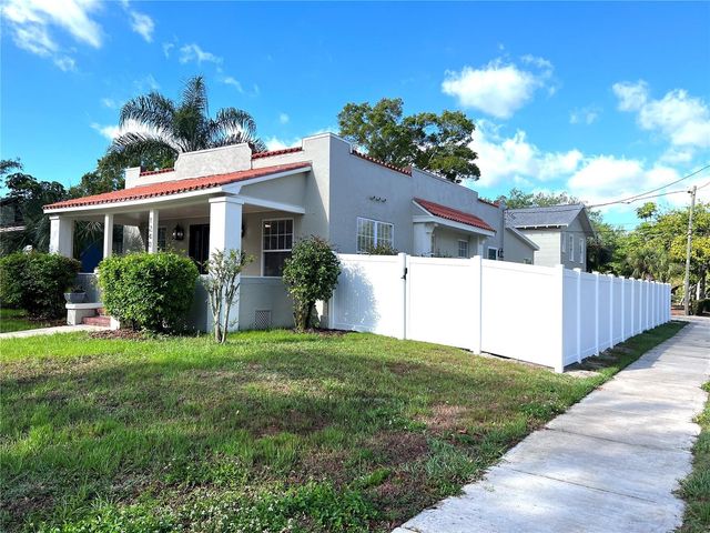 1240 15TH STREET N, St Petersburg, FL 33705