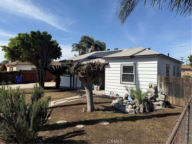 9078 Hemlock, Fontana, CA 92335