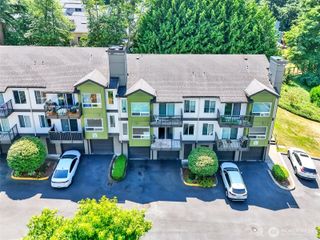 31500 33rd Place SW #V102, Federal Way, WA 98023