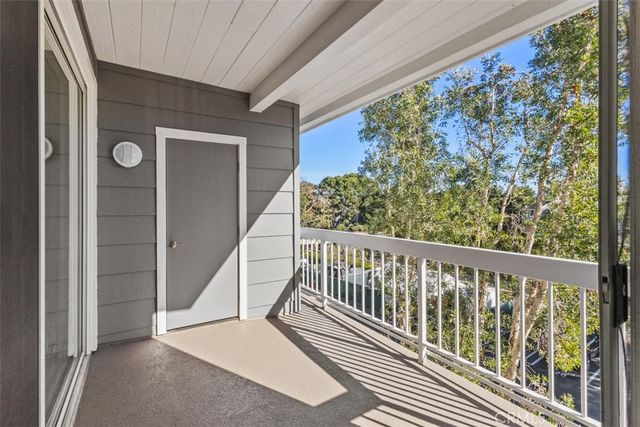 20331 Bluffside Circle A216, Huntington Beach, CA 92646