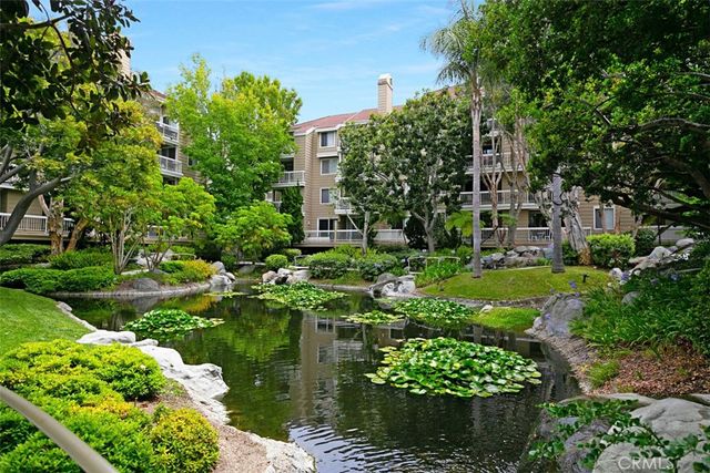 20331 Bluffside Circle A216, Huntington Beach, CA 92646