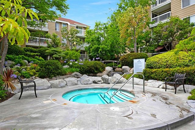 20331 Bluffside Circle A216, Huntington Beach, CA 92646