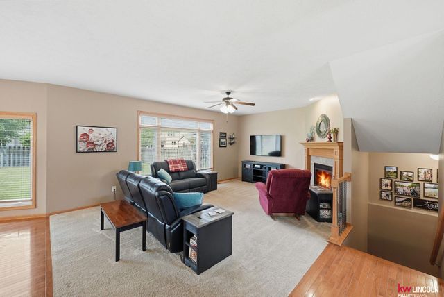 9624 Saint Clement Circle, Lincoln, NE 68526