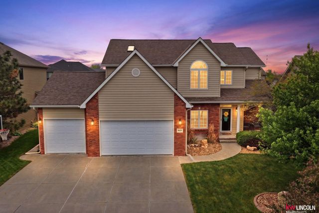 9624 Saint Clement Circle, Lincoln, NE 68526