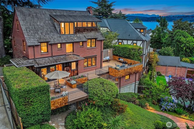 5201 NE 43rd Avenue, Seattle, WA 98105
