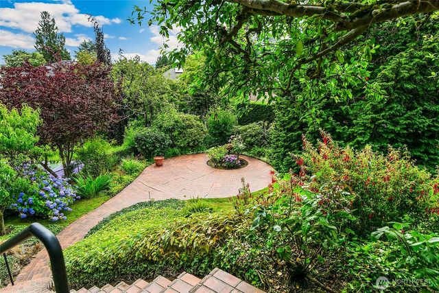 5201 NE 43rd Avenue, Seattle, WA 98105