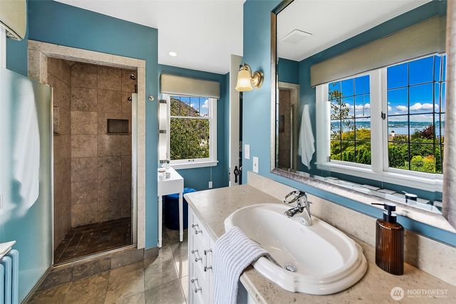 5201 NE 43rd Avenue, Seattle, WA 98105