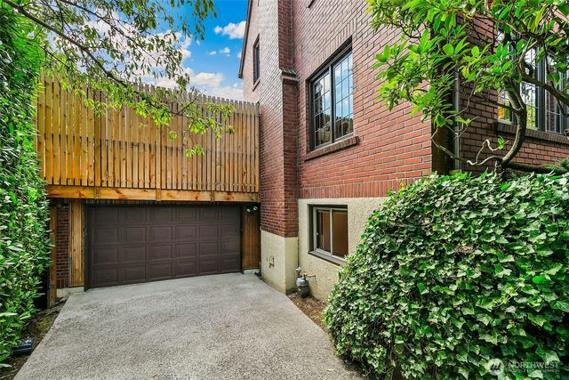 5201 NE 43rd Avenue, Seattle, WA 98105