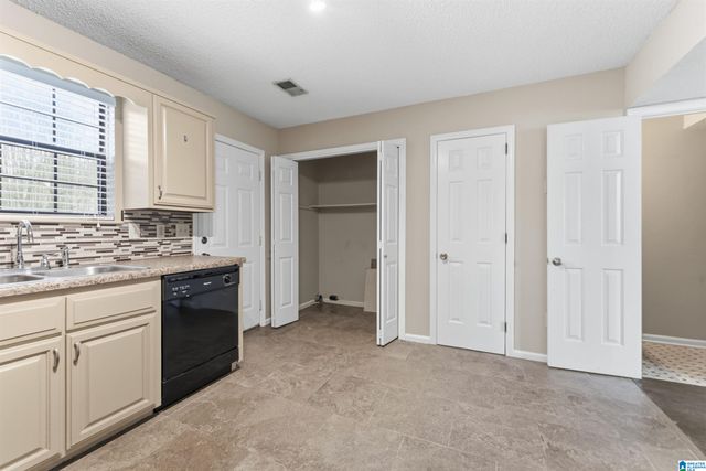 2140 CHESHIRE DRIVE, Birmingham, AL 35235