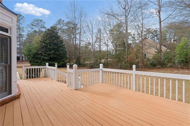 1700 Canterbury Pointe SE, Conyers, GA 30013