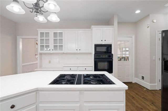 1700 Canterbury Pointe SE, Conyers, GA 30013