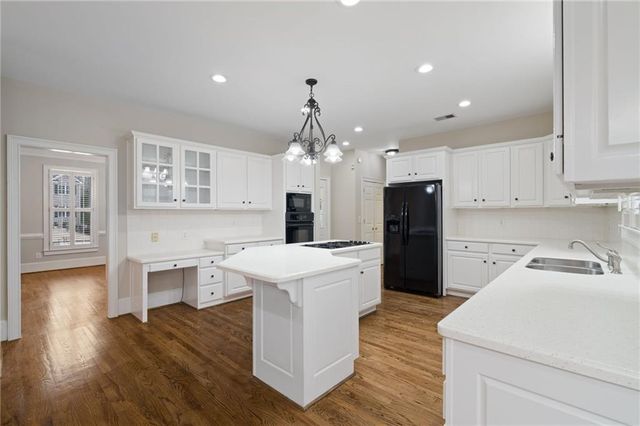 1700 Canterbury Pointe SE, Conyers, GA 30013