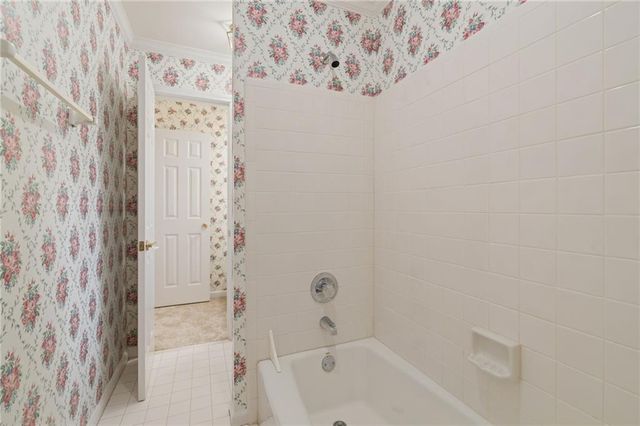 1700 Canterbury Pointe SE, Conyers, GA 30013