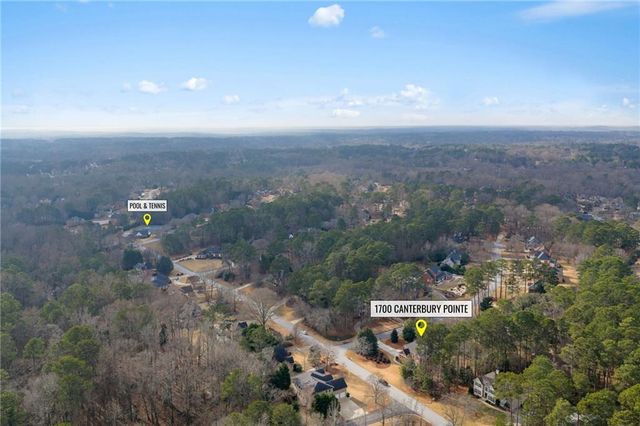 1700 Canterbury Pointe SE, Conyers, GA 30013