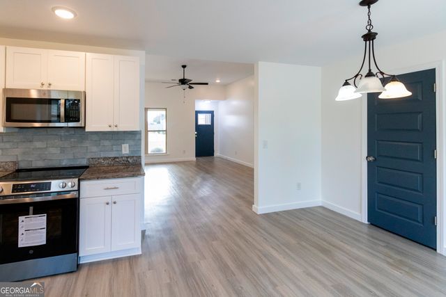 15 Cole Drive, Hawkinsville, GA 31036