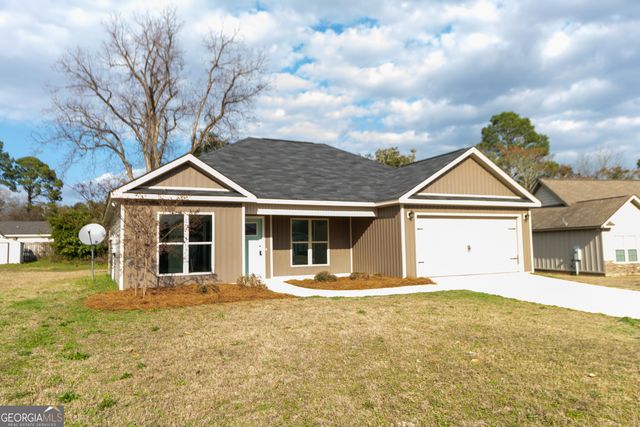 15 Cole Drive, Hawkinsville, GA 31036
