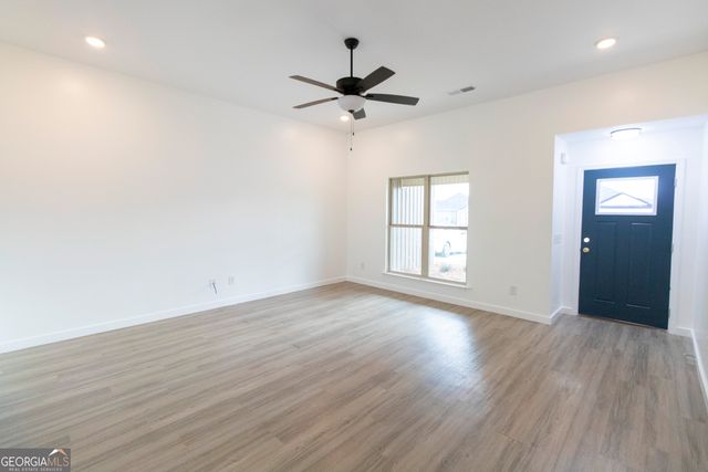 15 Cole Drive, Hawkinsville, GA 31036