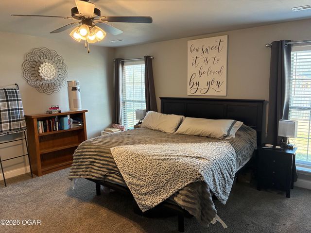 329 Sidney Lane, Webb City, MO 64870