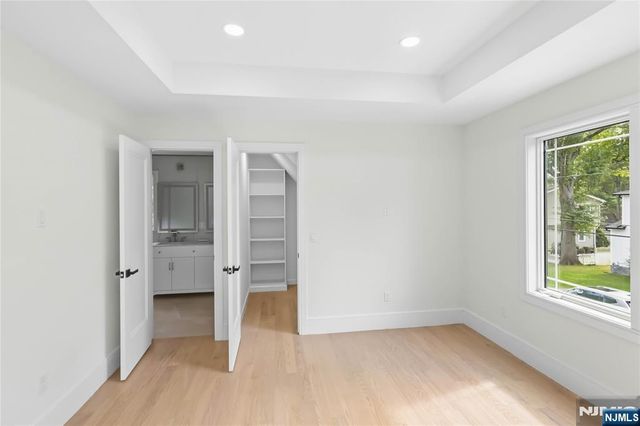 35 Harvey Street, Closter, NJ 07624