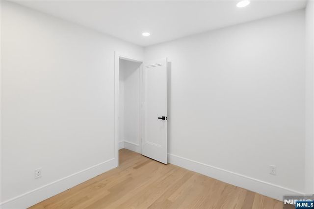 35 Harvey Street, Closter, NJ 07624