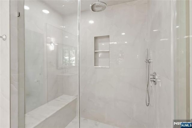 35 Harvey Street, Closter, NJ 07624