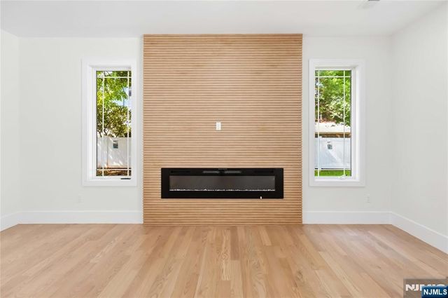 35 Harvey Street, Closter, NJ 07624