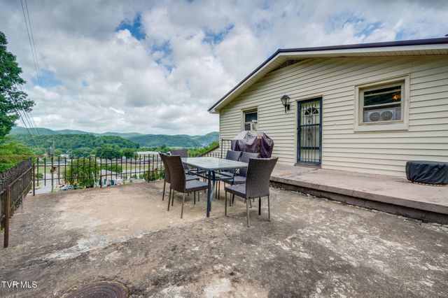 1109 Opekiska Extension, Erwin, TN 37650