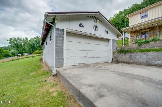 1109 Opekiska Extension, Erwin, TN 37650