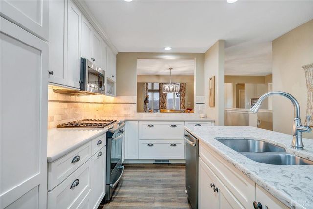 66 Scarlet Street, Hardy, VA 24101