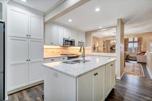66 Scarlet Street, Hardy, VA 24101