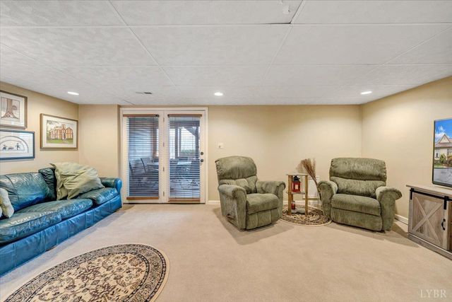 66 Scarlet Street, Hardy, VA 24101