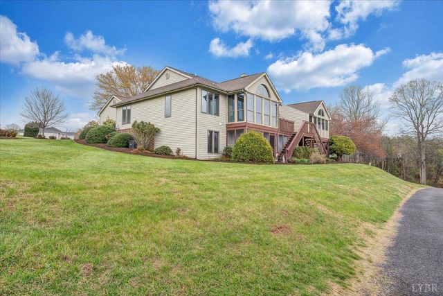 66 Scarlet Street, Hardy, VA 24101