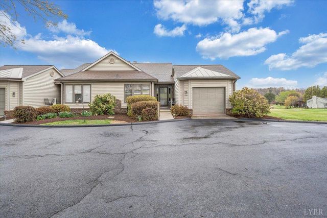 66 Scarlet Street, Hardy, VA 24101