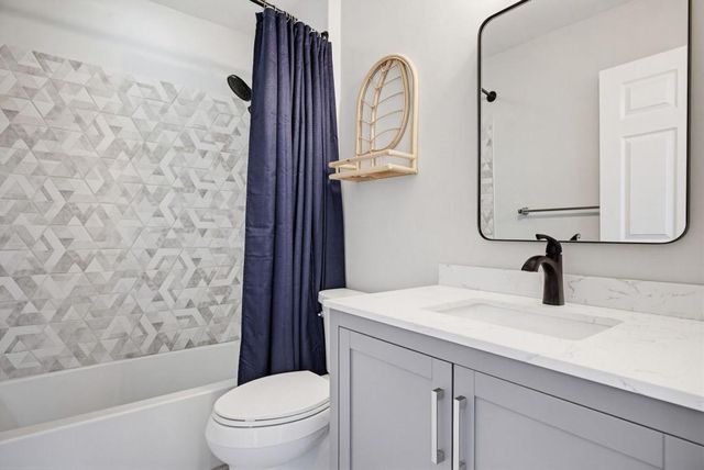 2460 Oostanaula Drive, Brookhaven, GA 30319